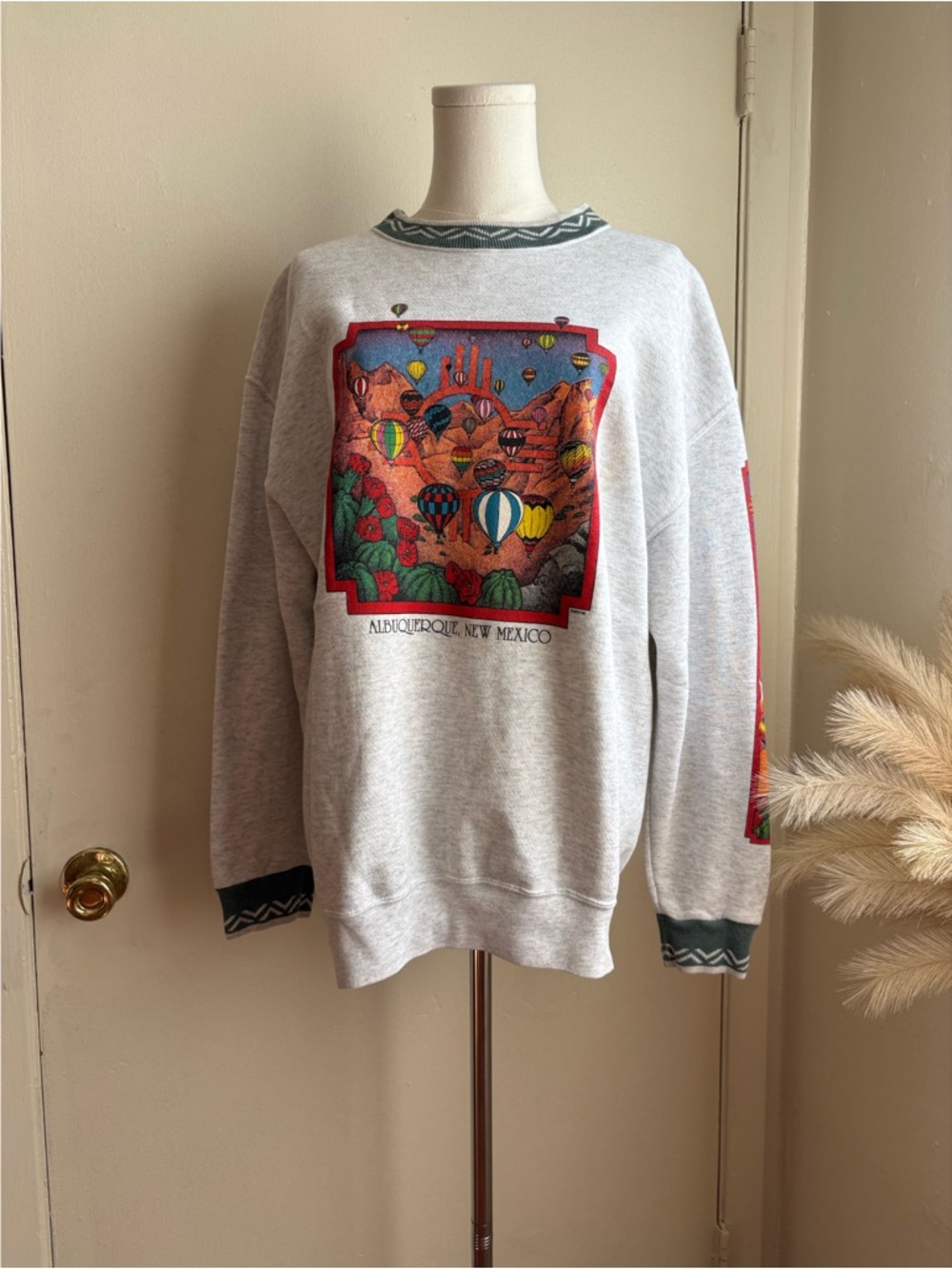 vintage 90s graphic new mexico crewneck pullover sweater